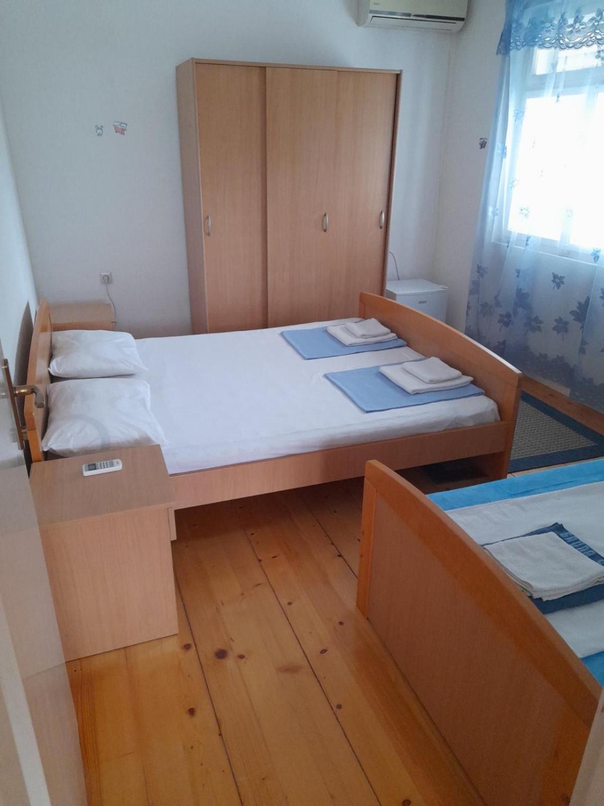 Anita Guest House Tivat Ngoại thất bức ảnh