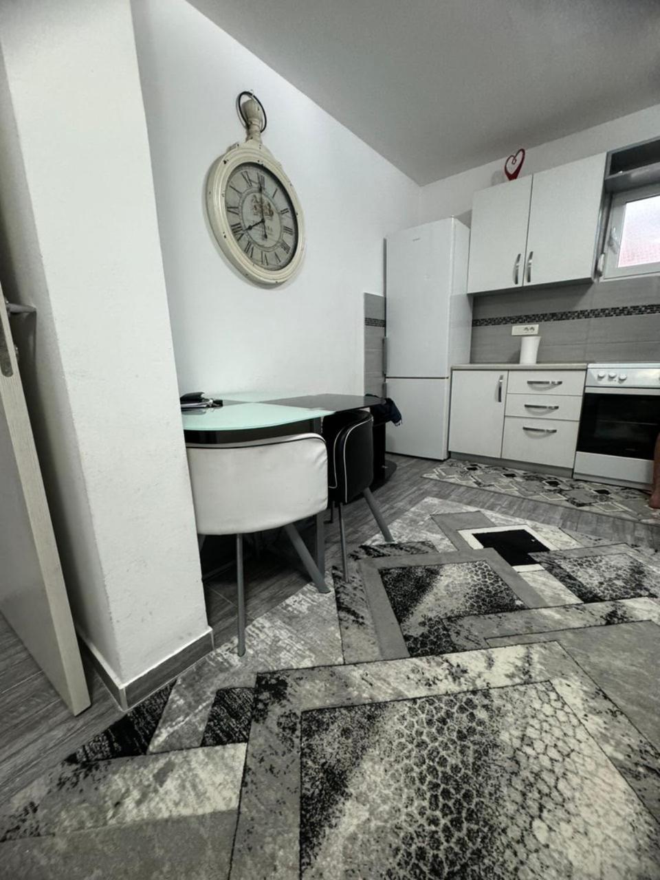Anita Guest House Tivat Ngoại thất bức ảnh