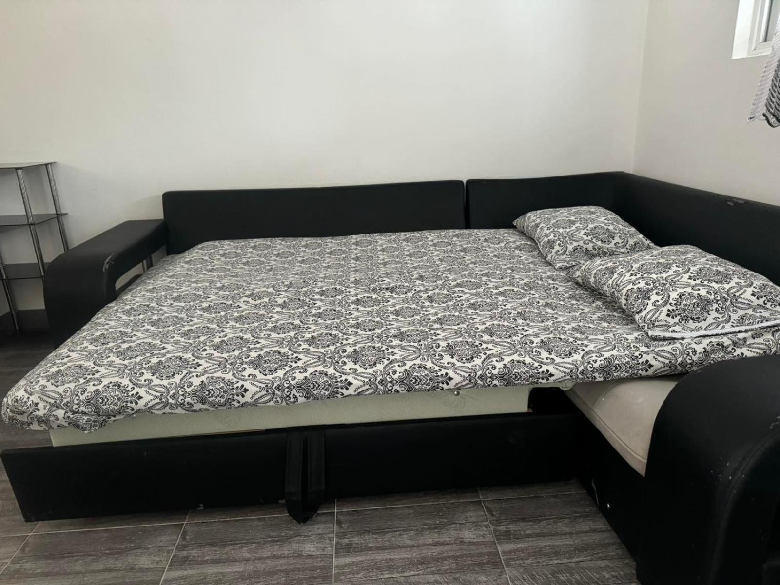 Anita Guest House Tivat Ngoại thất bức ảnh